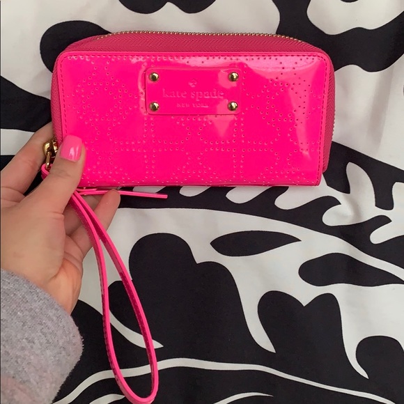 kate spade Handbags - Kate Spade Wallet